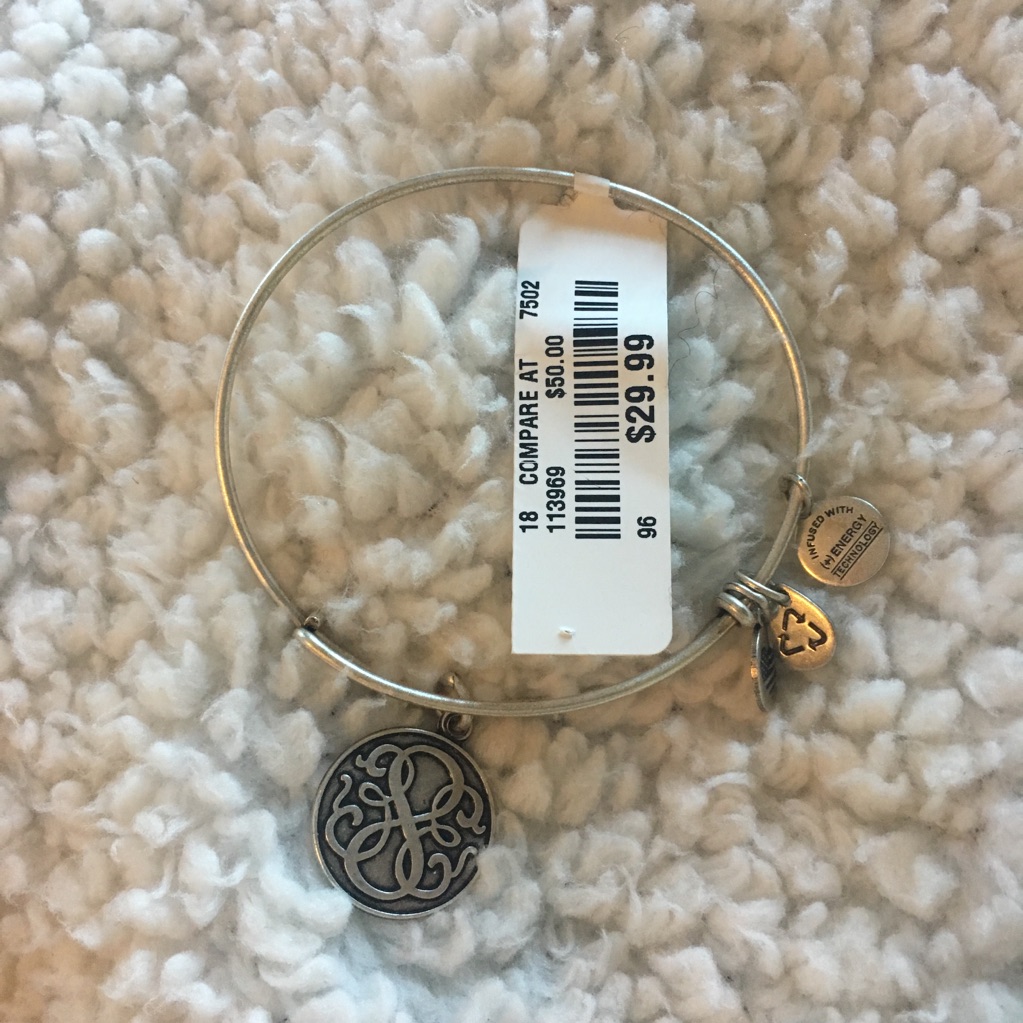 Alex And Ani Bracelet 10$